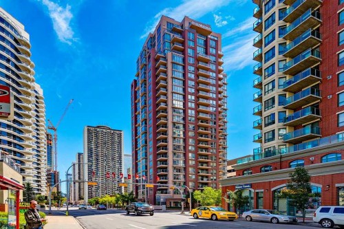 505-650 10 Street SW Calgary, AB T2P 5G4