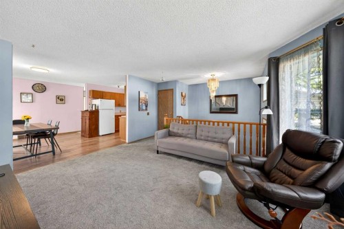 31 Martinridge Grove Ne, Calgary, AB 