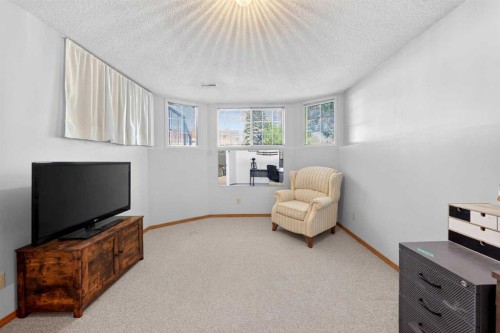 31 Martinridge Grove Ne, Calgary, AB 