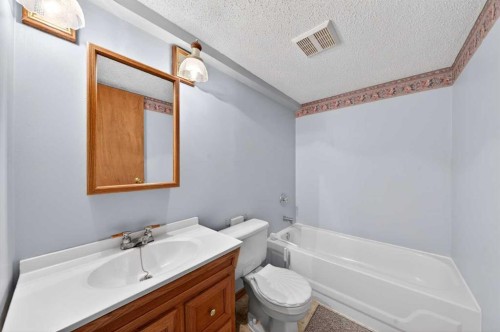 31 Martinridge Grove Ne, Calgary, AB 