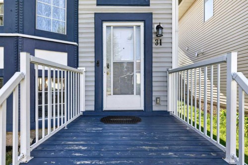 31 Martinridge Grove Ne, Calgary, AB 
