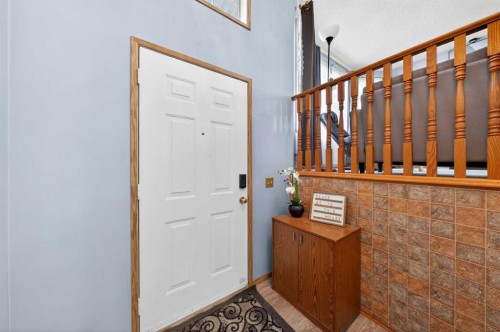 31 Martinridge Grove Ne, Calgary, AB 