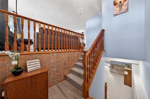 31 Martinridge Grove Ne, Calgary, AB 