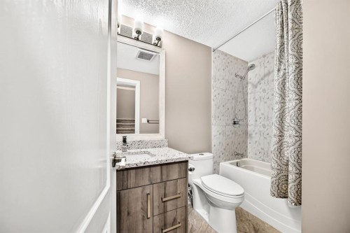 49 Nolanshire Green Nw, Calgary, AB 