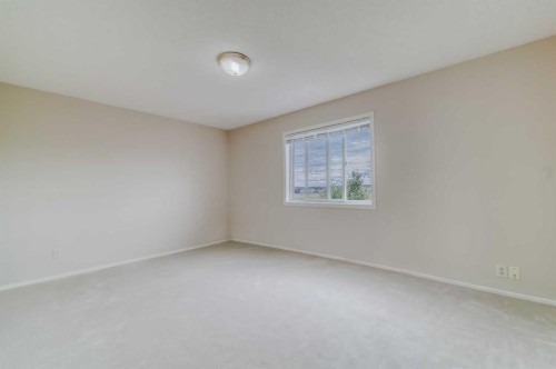 130 Somerglen Way Sw, Calgary, AB 