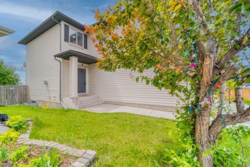 130 Somerglen Way Sw, Calgary, AB 
