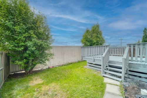 130 Somerglen Way Sw, Calgary, AB 