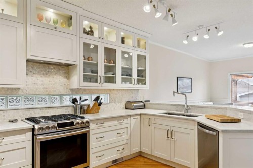 718 53 Avenue Sw, Calgary, AB 