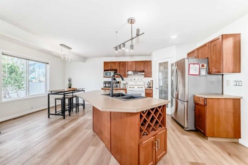 214 Coville Circle Ne, Calgary, AB 