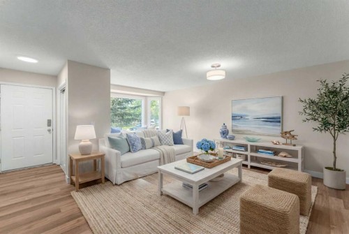 7609 36 Avenue Nw, Calgary, AB 