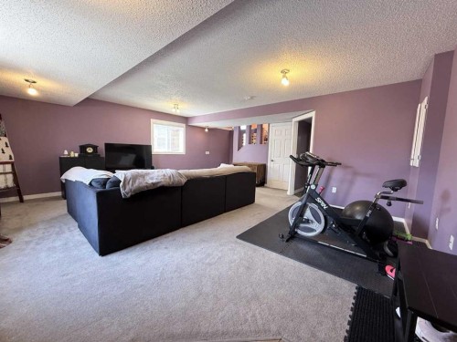 138 Bridleridge Way Sw, Calgary, AB 