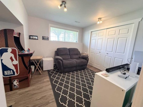 138 Bridleridge Way Sw, Calgary, AB 