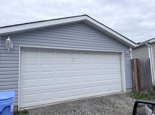 138 Bridleridge Way Sw, Calgary, AB 