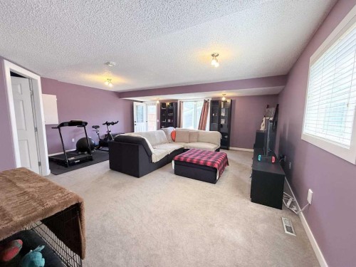 138 Bridleridge Way Sw, Calgary, AB 