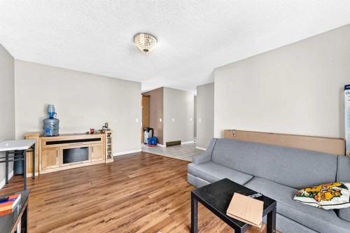 79 Castledale Way Ne, Calgary, AB 