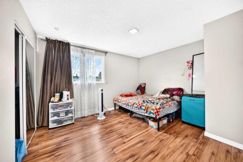 79 Castledale Way Ne, Calgary, AB 
