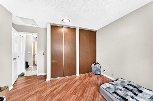 79 Castledale Way Ne, Calgary, AB 