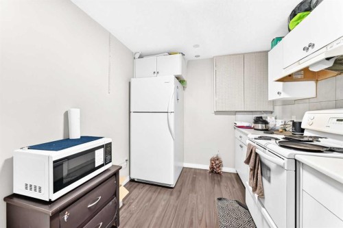 79 Castledale Way Ne, Calgary, AB 