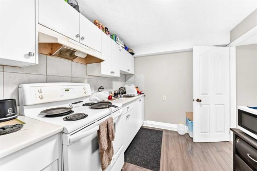 79 Castledale Way Ne, Calgary, AB 