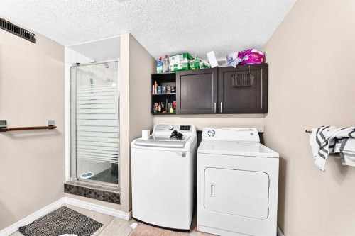 79 Castledale Way Ne, Calgary, AB 