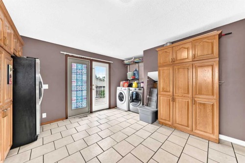 79 Castledale Way Ne, Calgary, AB 