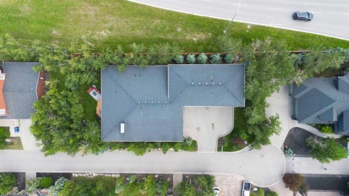 160 Posthill Drive Sw, Calgary, AB 