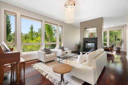 160 Posthill Drive Sw, Calgary, AB 