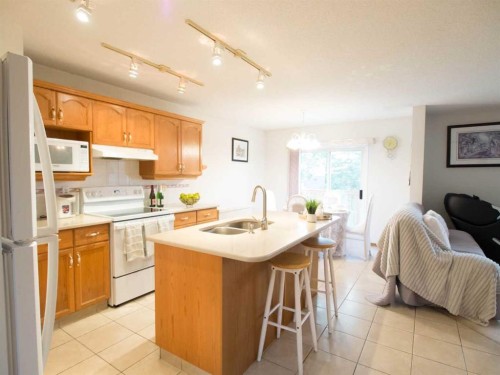 5209 Coral Shores Drive Ne, Calgary, AB 