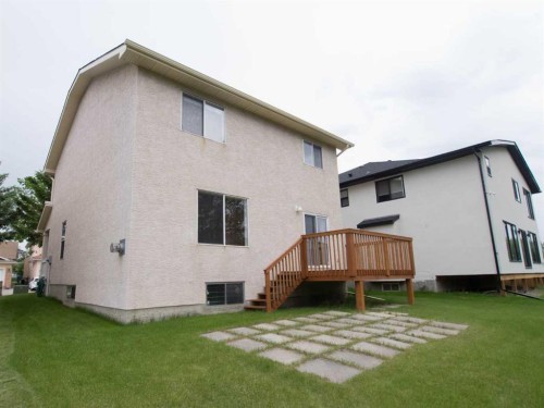 5209 Coral Shores Drive Ne, Calgary, AB 