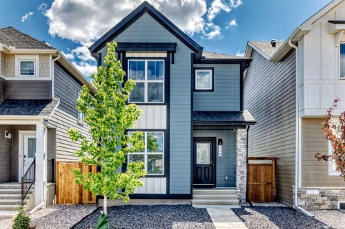 134 Versant View Sw, Calgary, AB 