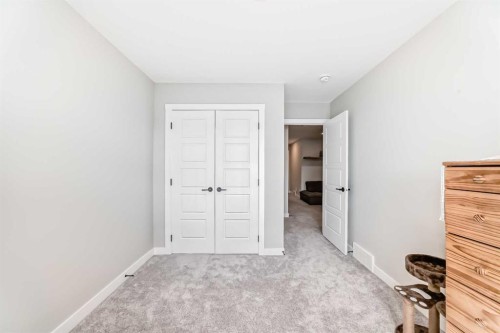 134 Versant View Sw, Calgary, AB 