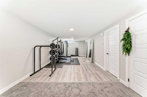 134 Versant View Sw, Calgary, AB 