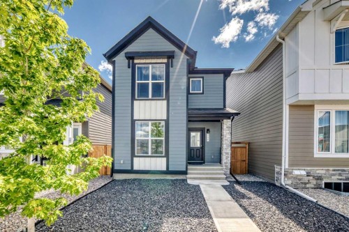 134 Versant View Sw, Calgary, AB 