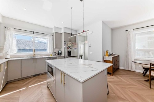 134 Versant View Sw, Calgary, AB 