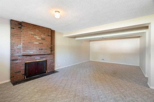 427 Queensland Road Se, Calgary, AB 