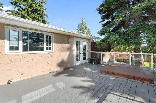 427 Queensland Road Se, Calgary, AB 