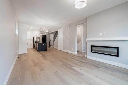 925 Reynolds Lane Sw, Airdrie, AB 