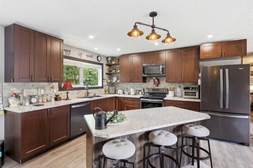 2305 17 Street, Nanton, AB 