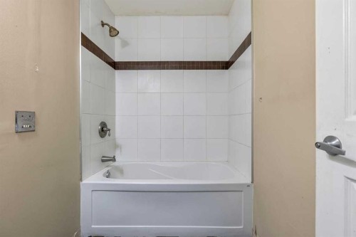 130 Woodbrook Way Sw, Calgary, AB 