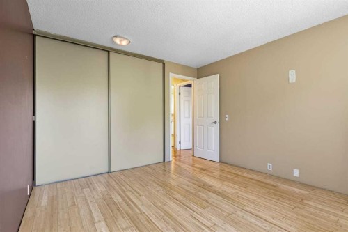 130 Woodbrook Way Sw, Calgary, AB 