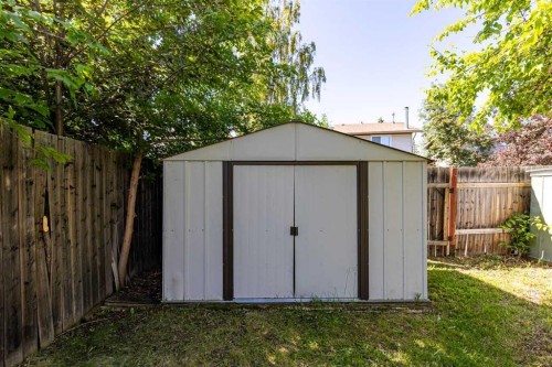 130 Woodbrook Way Sw, Calgary, AB 