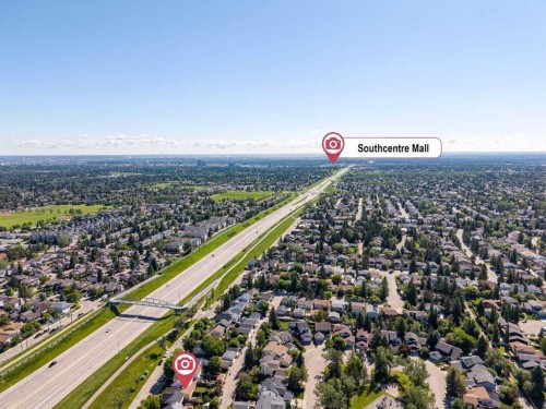 130 Woodbrook Way Sw, Calgary, AB 
