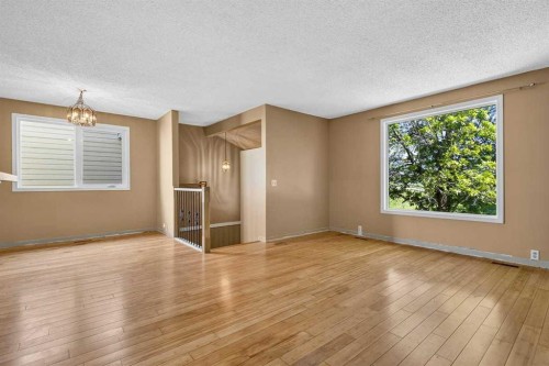 130 Woodbrook Way Sw, Calgary, AB 