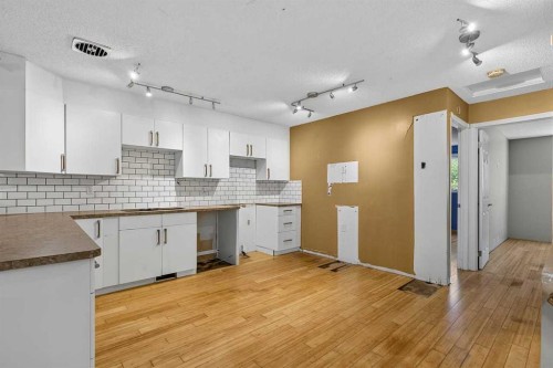 130 Woodbrook Way Sw, Calgary, AB 