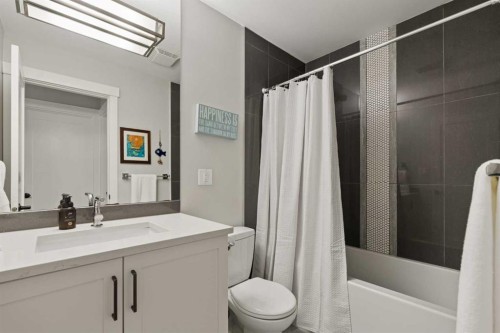 127 Parkglen Crescent Se, Calgary, AB 