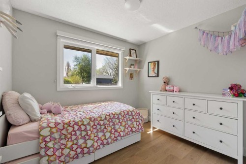 127 Parkglen Crescent Se, Calgary, AB 