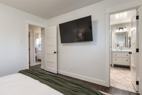 9504 3 Street Se, Calgary, AB 