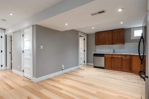 9504 3 Street Se, Calgary, AB 