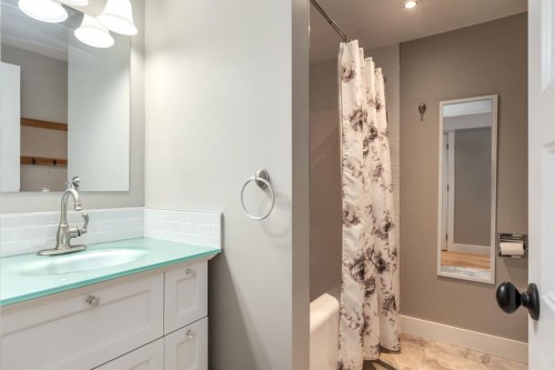 9504 3 Street Se, Calgary, AB 