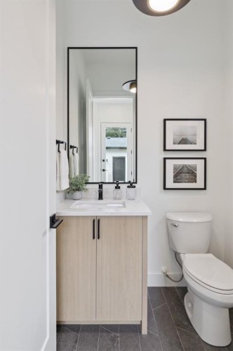 532 51 Avenue Sw, Calgary, AB 
